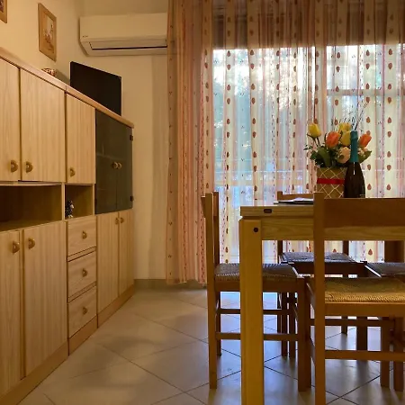 Spacious For Up To 6 Guests By - Beahost 아파트 로솔리나 마레