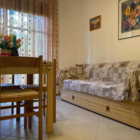 아파트 Spacious For Up To 6 Guests By - Beahost
